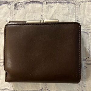 GENUINE LEATHER CHOCOLATE BROWN WALLET KISS LOCK COIN POCKET & BILL POCKET